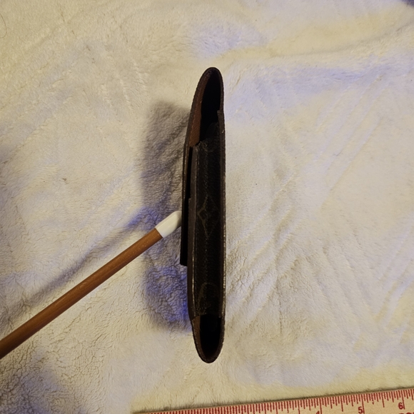 Louis Vuitton MonogramCaseAccessory - Picture 8 of 9